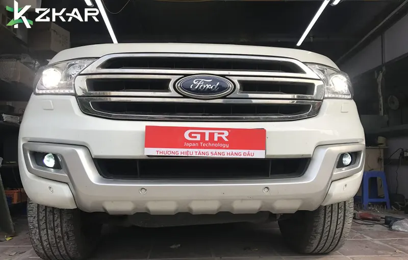 Địa Chỉ Gắn Bi Gầm Cho Xe Ford Everest Chính Hãng Tại Sài Gòn